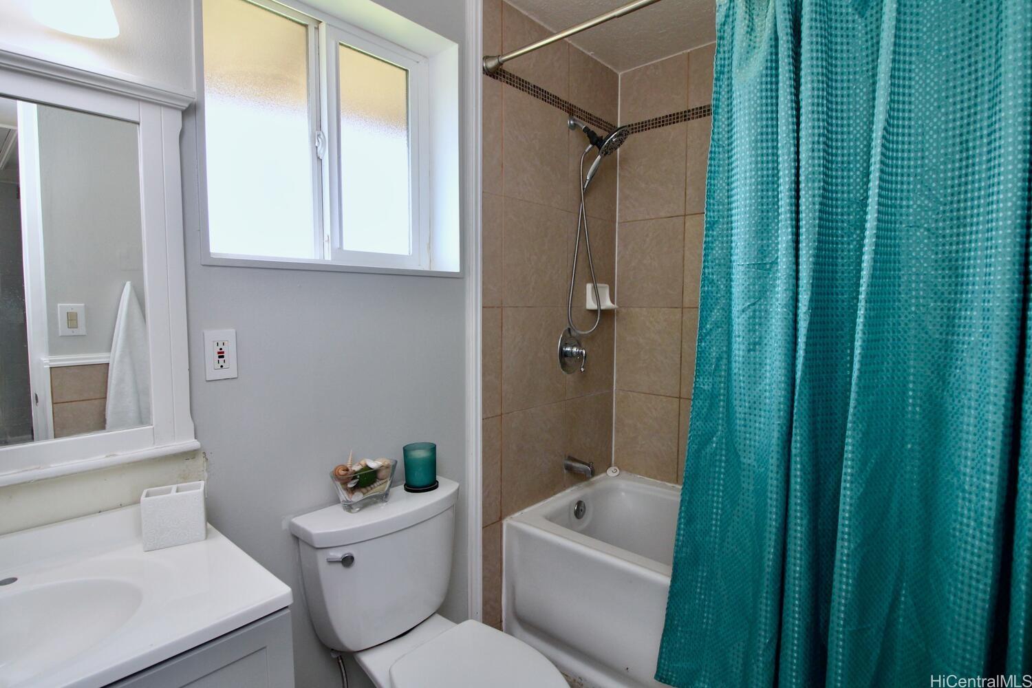 92-787 Makakilo Drive townhouse # D29, Kapolei, Hawaii - photo 5 of 25