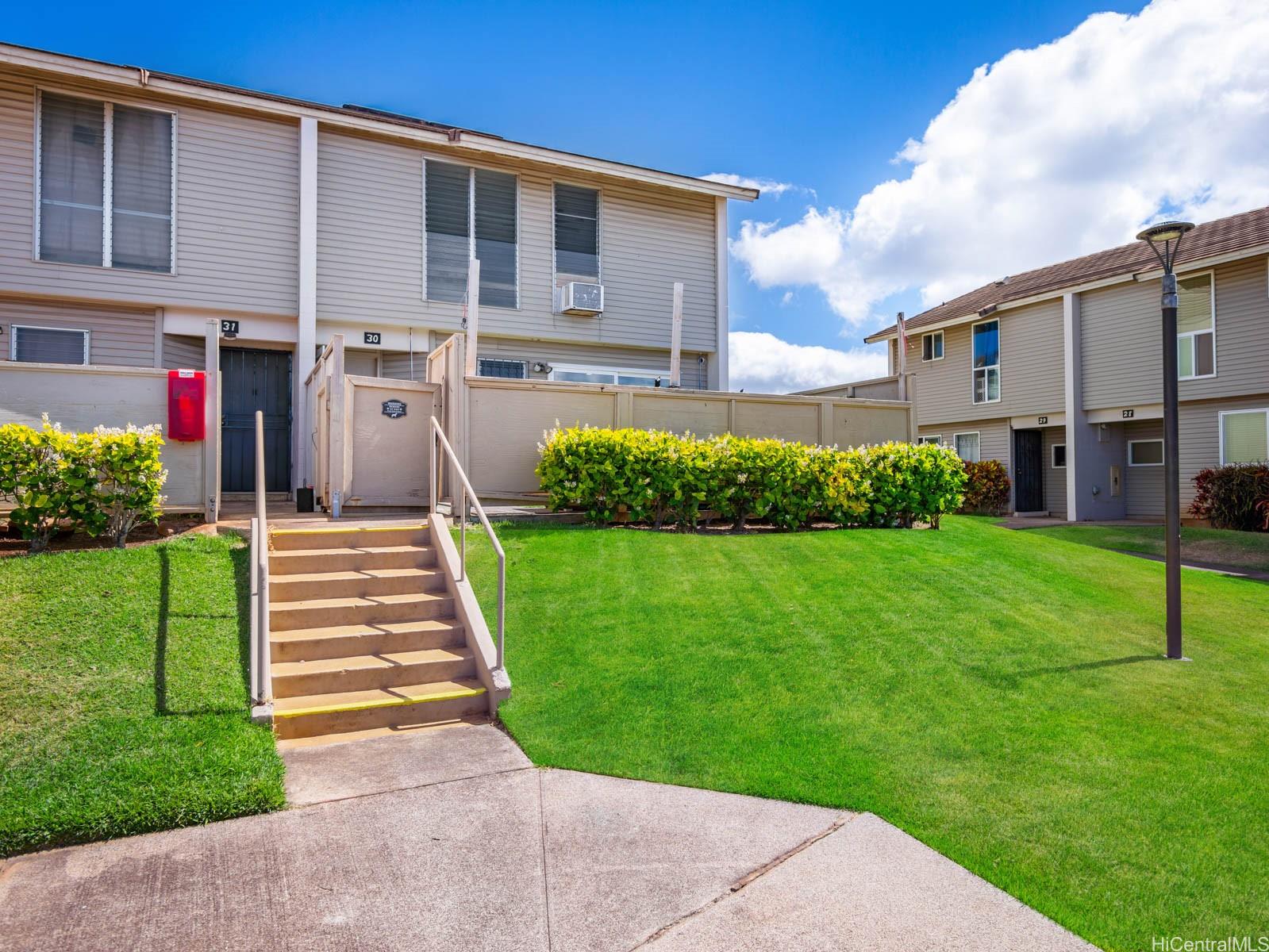 Makakilo Gardens townhouse # E30, Kapolei, Hawaii - photo 2 of 25