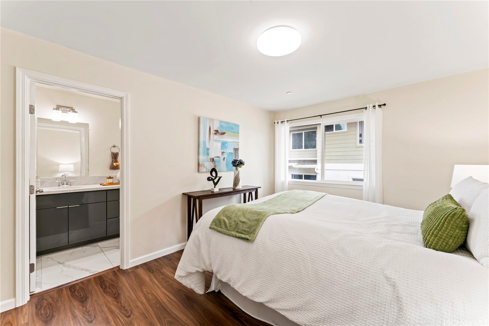 928  9th Ave Kaimuki, Diamond Head home - photo 17 of 25