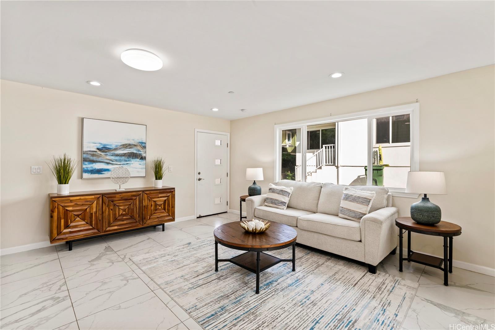 928  9th Ave Kaimuki, Diamond Head home - photo 2 of 14