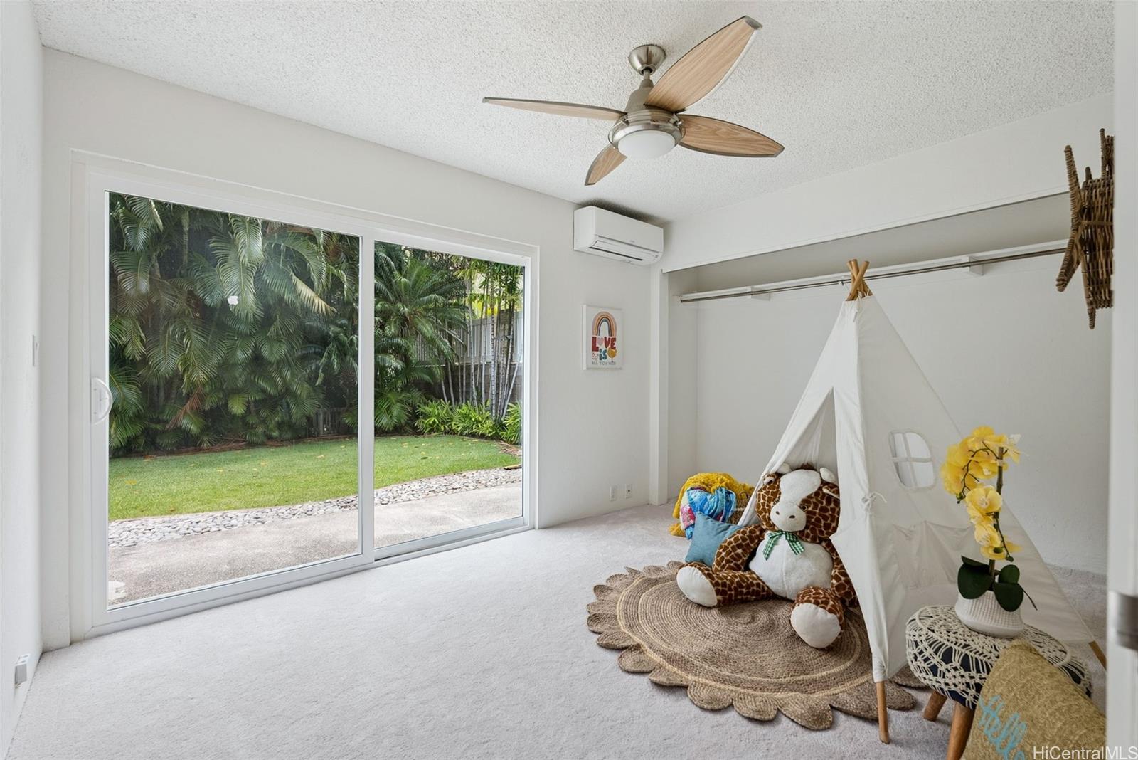 928  Hokulani Street Hahaione-upper, Hawaii Kai home - photo 18 of 25