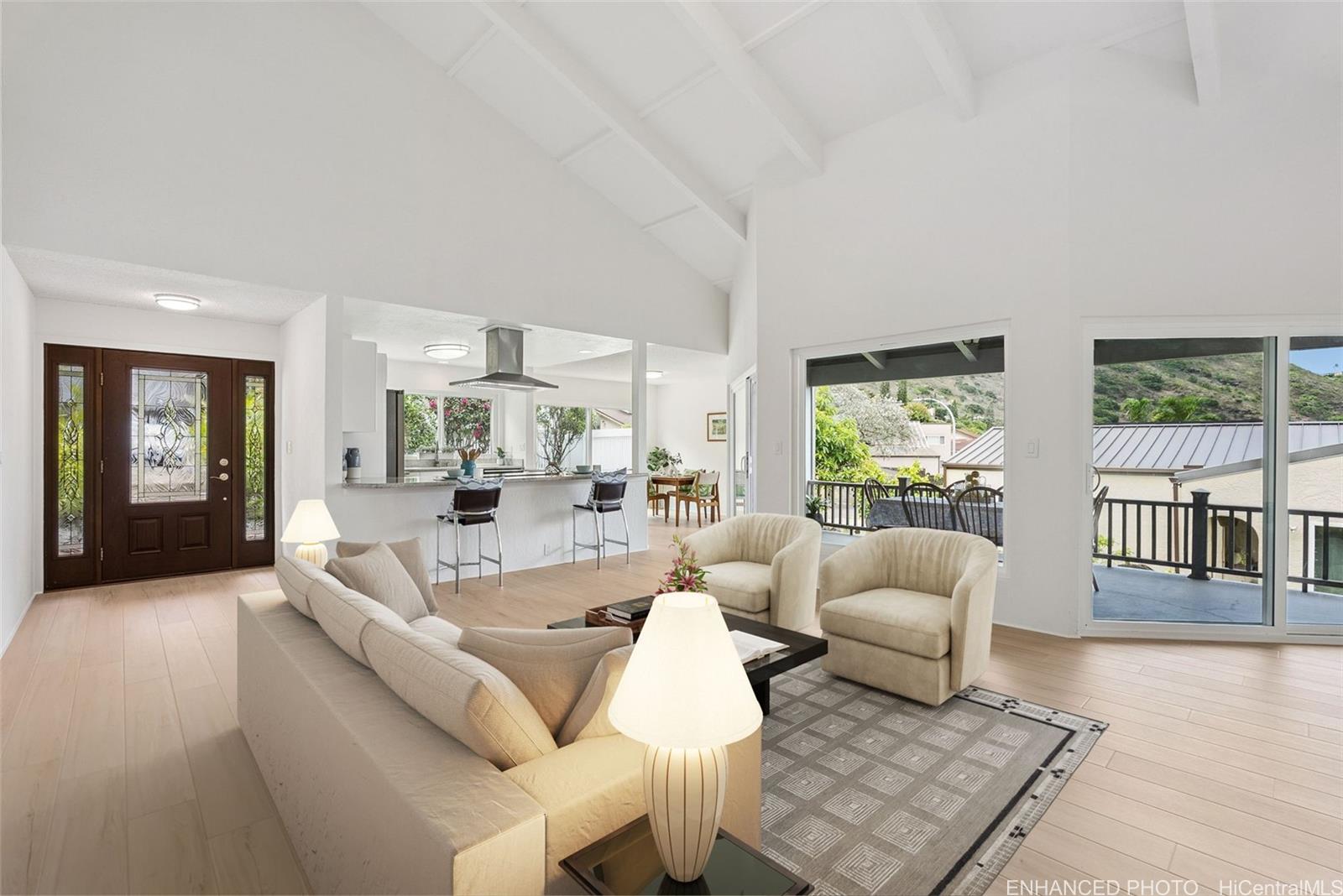 928  Hokulani Street Hahaione-upper, Hawaii Kai home - photo 3 of 25
