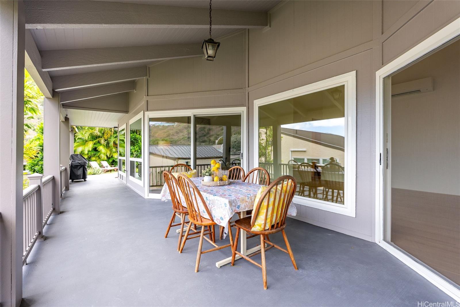 928  Hokulani Street Hahaione-upper, Hawaii Kai home - photo 22 of 25