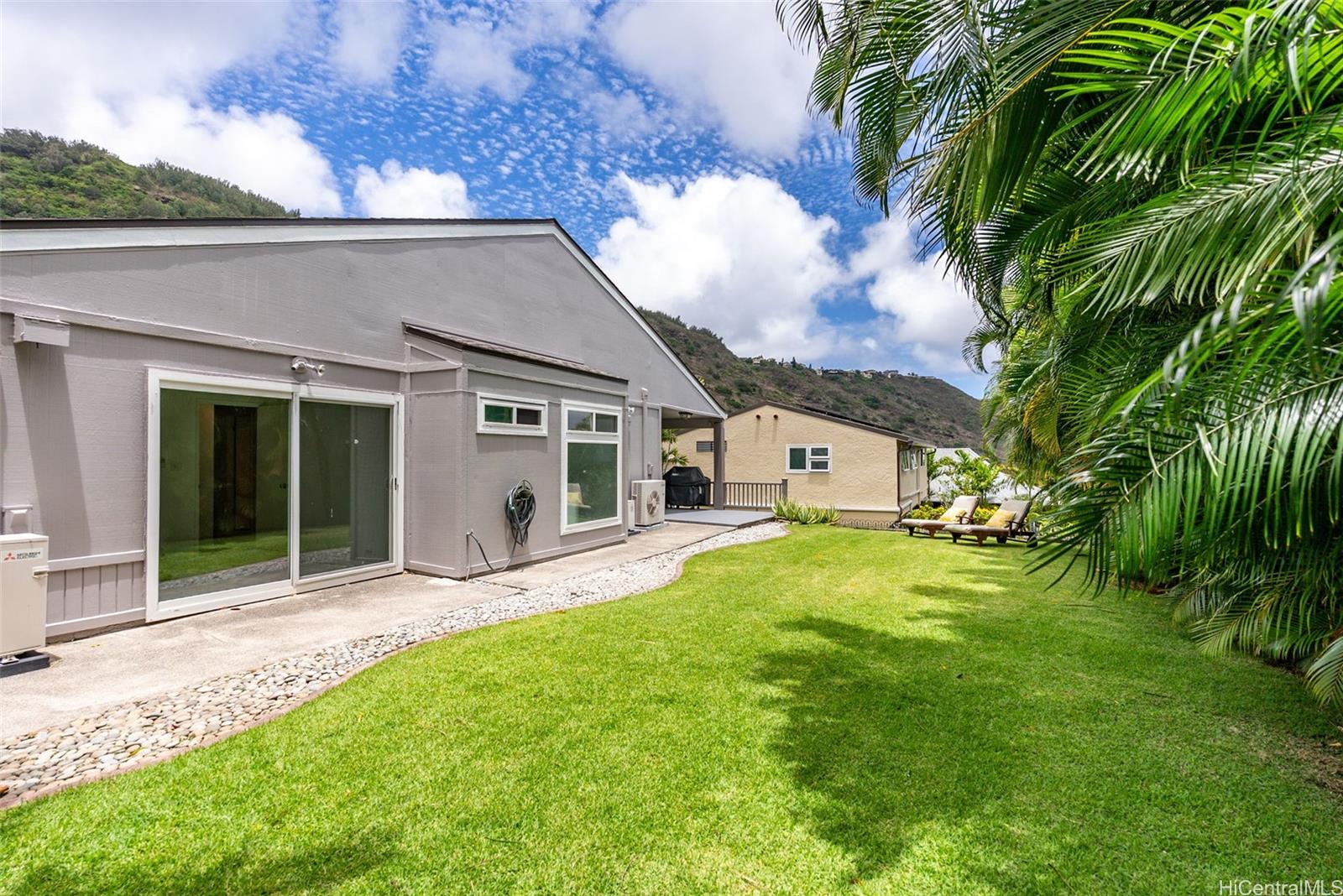 928  Hokulani Street Hahaione-upper, Hawaii Kai home - photo 24 of 25