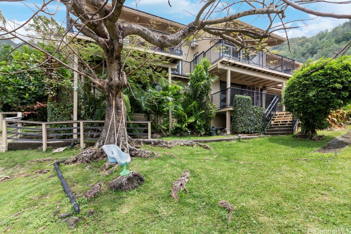 928  Puuomao Place Hahaione-upper, Hawaii Kai home - photo 2 of 22