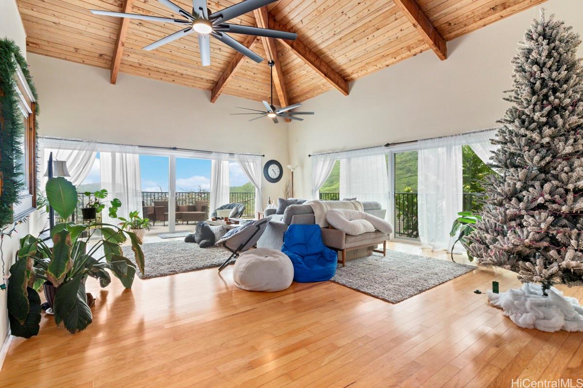 928  Puuomao Place Hahaione-upper, Hawaii Kai home - photo 7 of 22