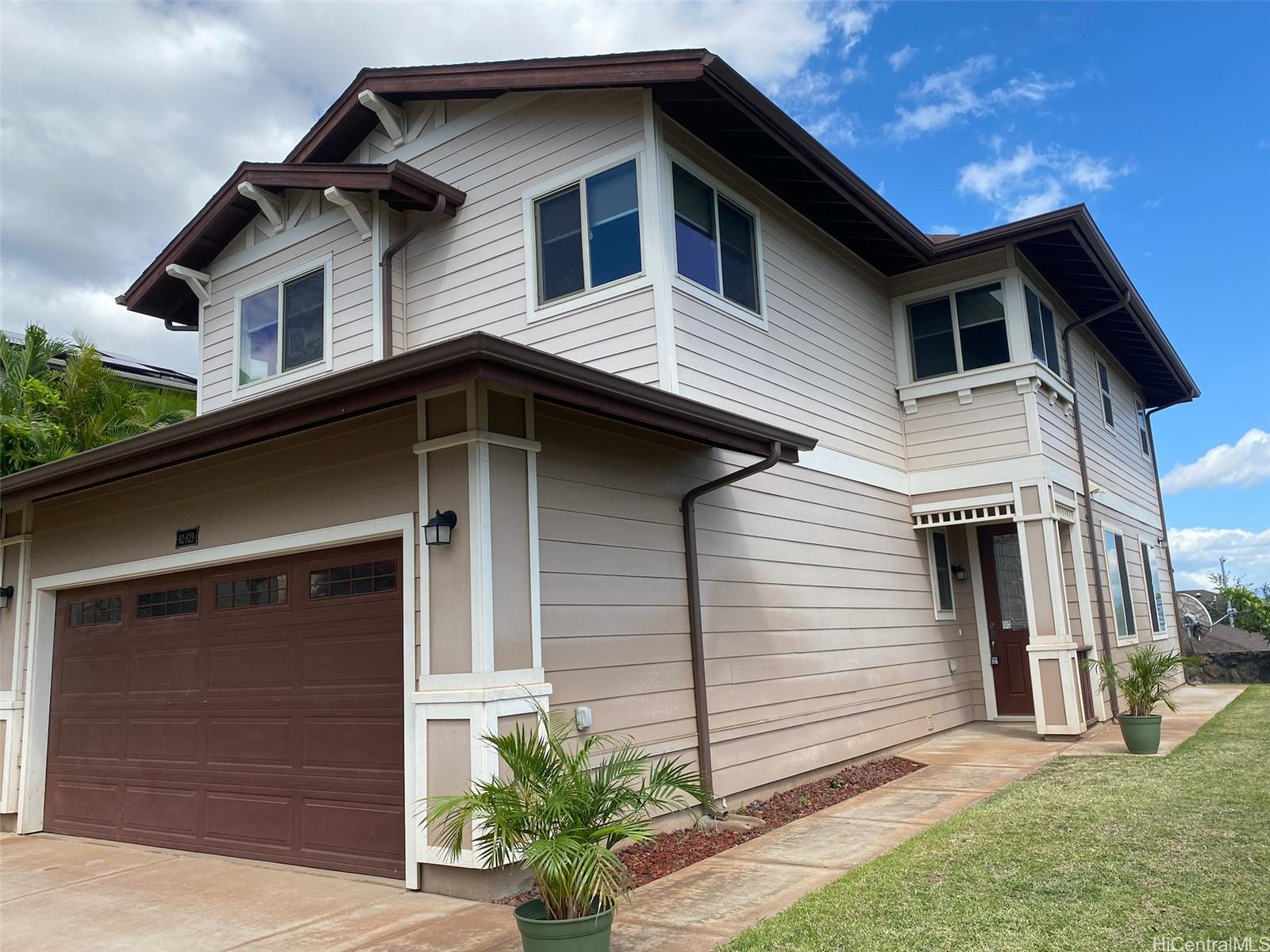 92829 Opalipali Place , Kapolei, Hi 96707 Makakilokahiwelo