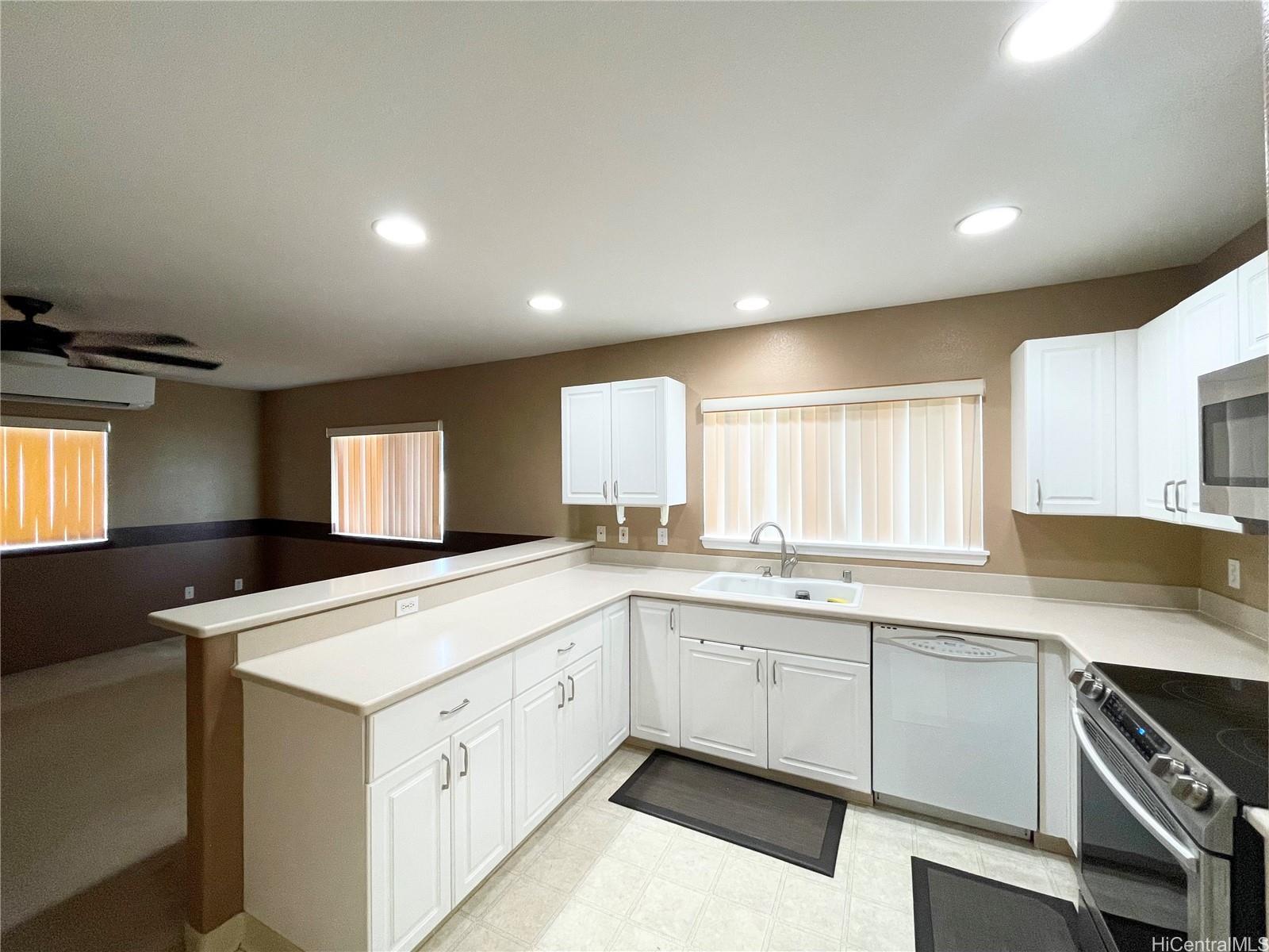 92-831  Makakilo Drive Makakilo-upper, Makakilo home - photo 7 of 15