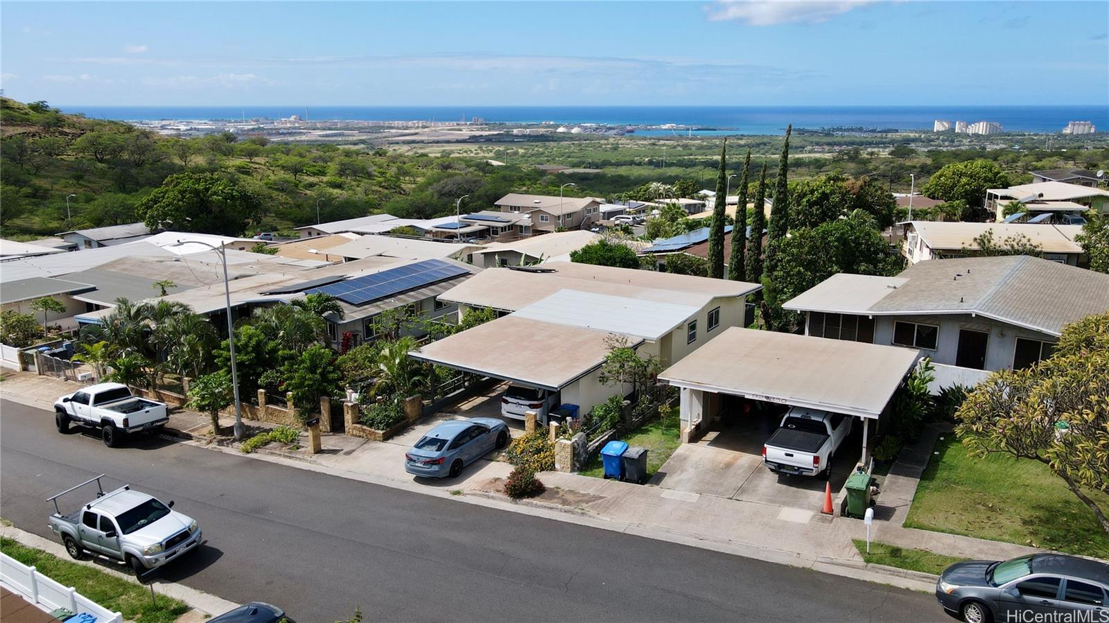 92-831  Wainohia Street Makakilo-lower, Makakilo home - photo 2 of 25