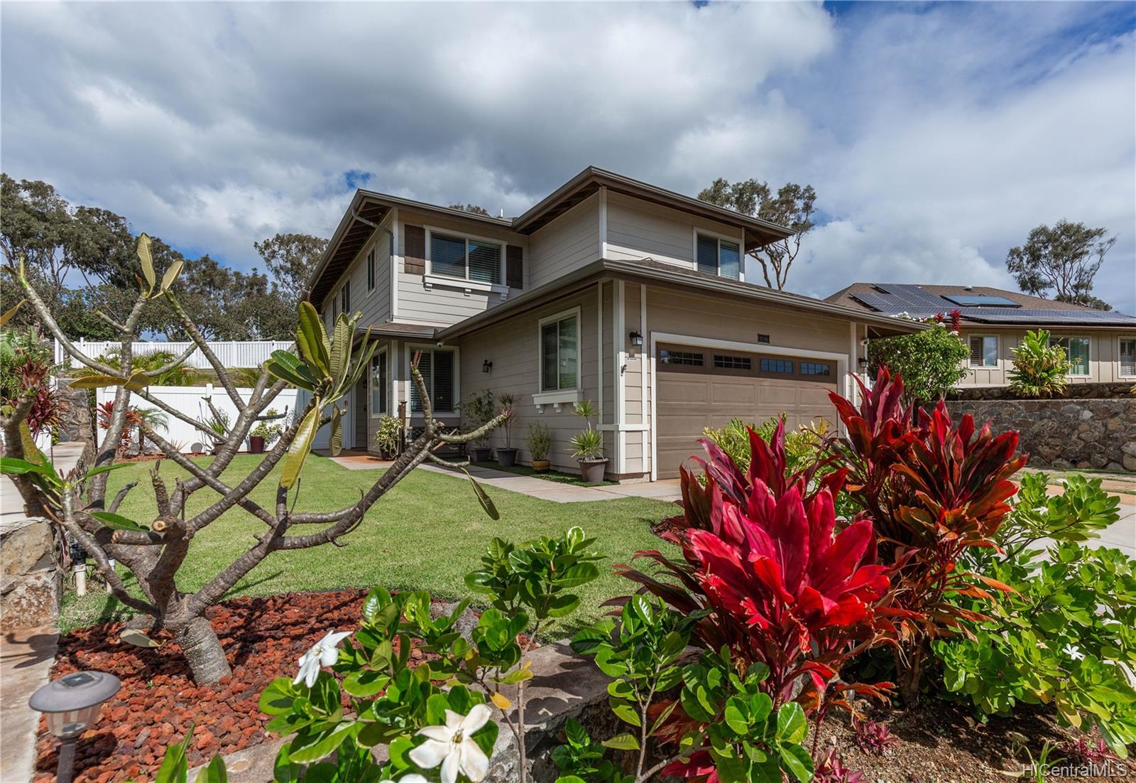 92848 Opalipali Place , Kapolei, Hi 96707 Makakilokahiwelo