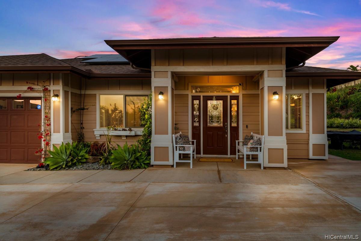 92852 Welo Street , Kapolei, Hi 96707 home Makakilokahiwelo Makakilo