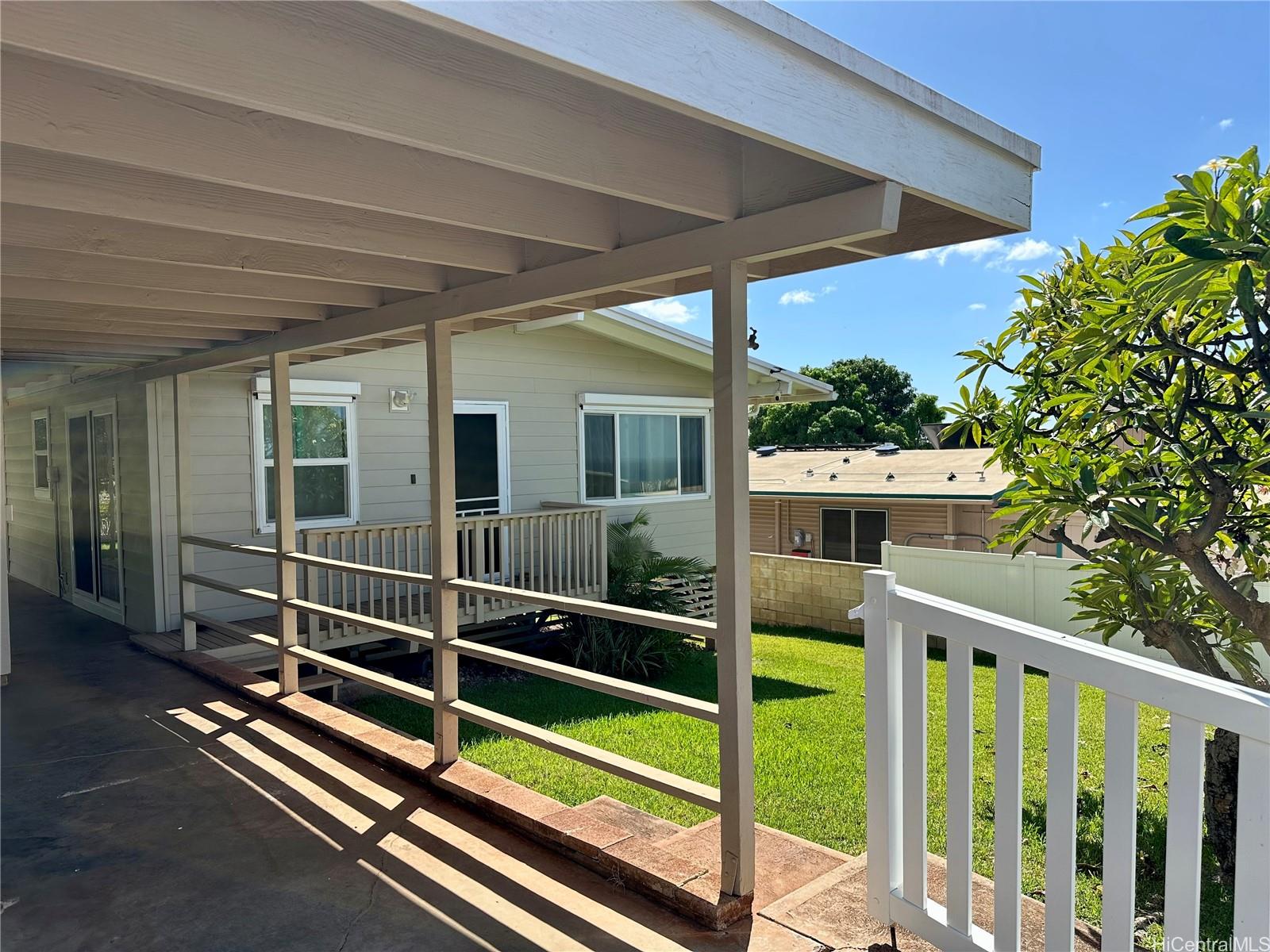 92-861  Palailai Street Makakilo-lower, Makakilo home - photo 16 of 20