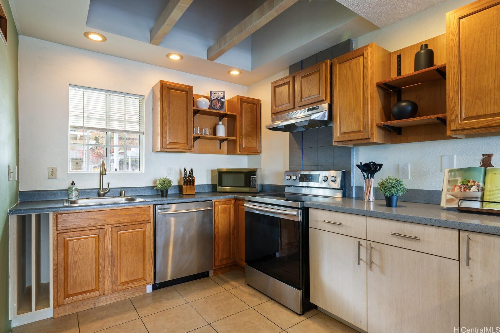 Palehua Community townhouse # 19203, Kapolei, Hawaii - photo 4 of 23