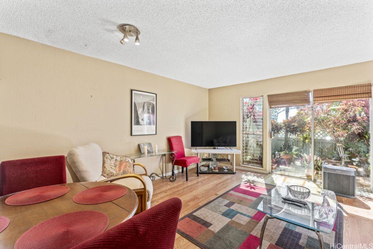 92-977 Makakilo Drive townhouse # 27, Kapolei, Hawaii - photo 3 of 25