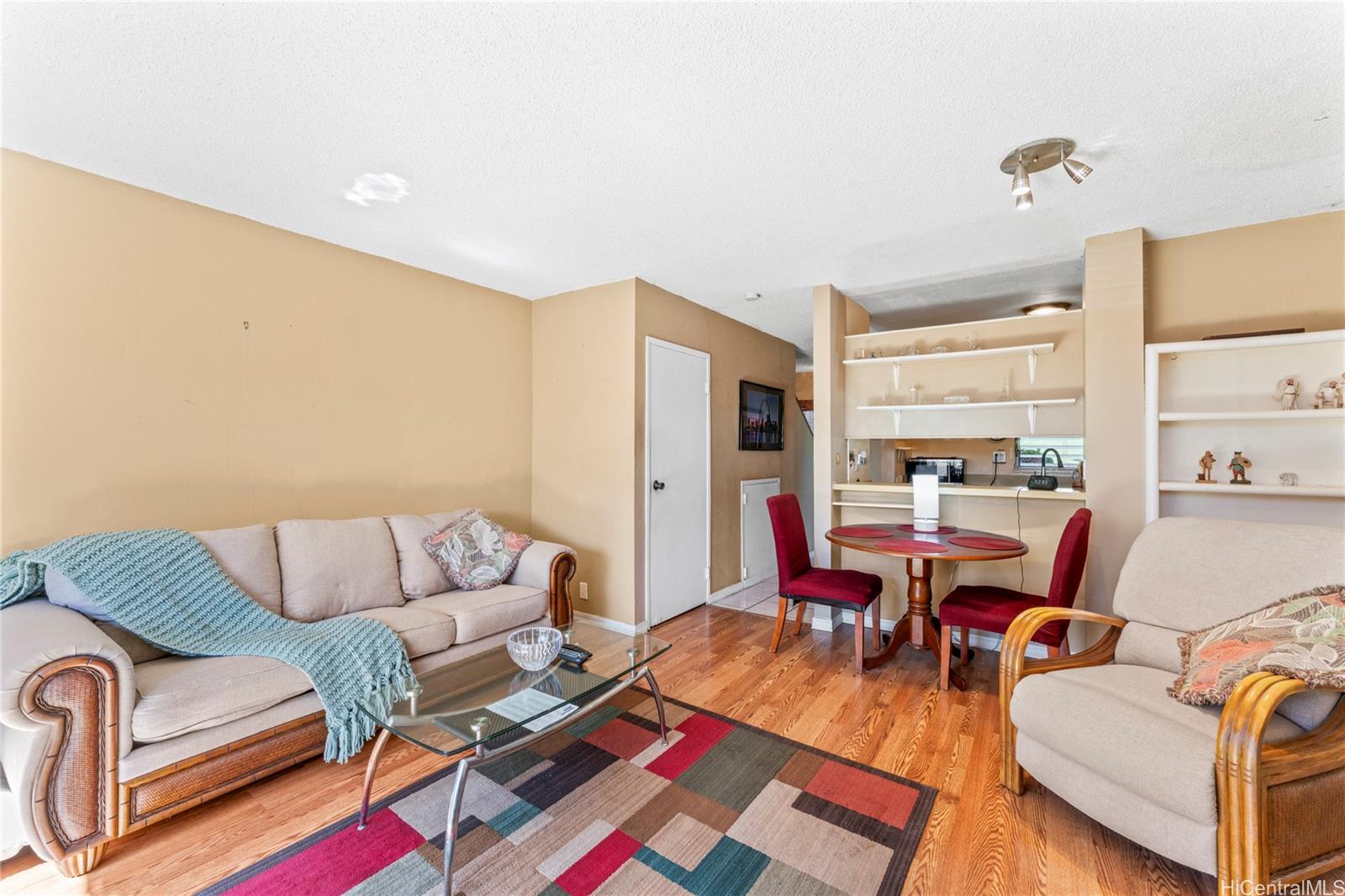 92-977 Makakilo Drive townhouse # 27, Kapolei, Hawaii - photo 5 of 25