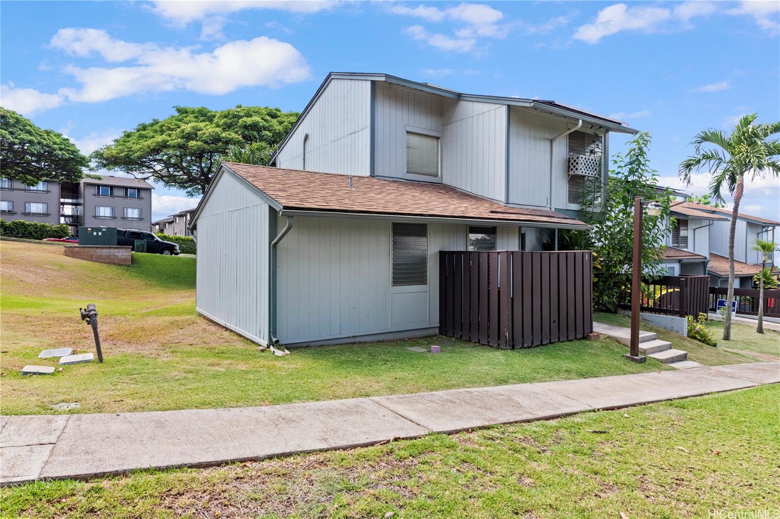 Palehua Townhouses 2 condo # 1, Kapolei, Hawaii - photo 2 of 12
