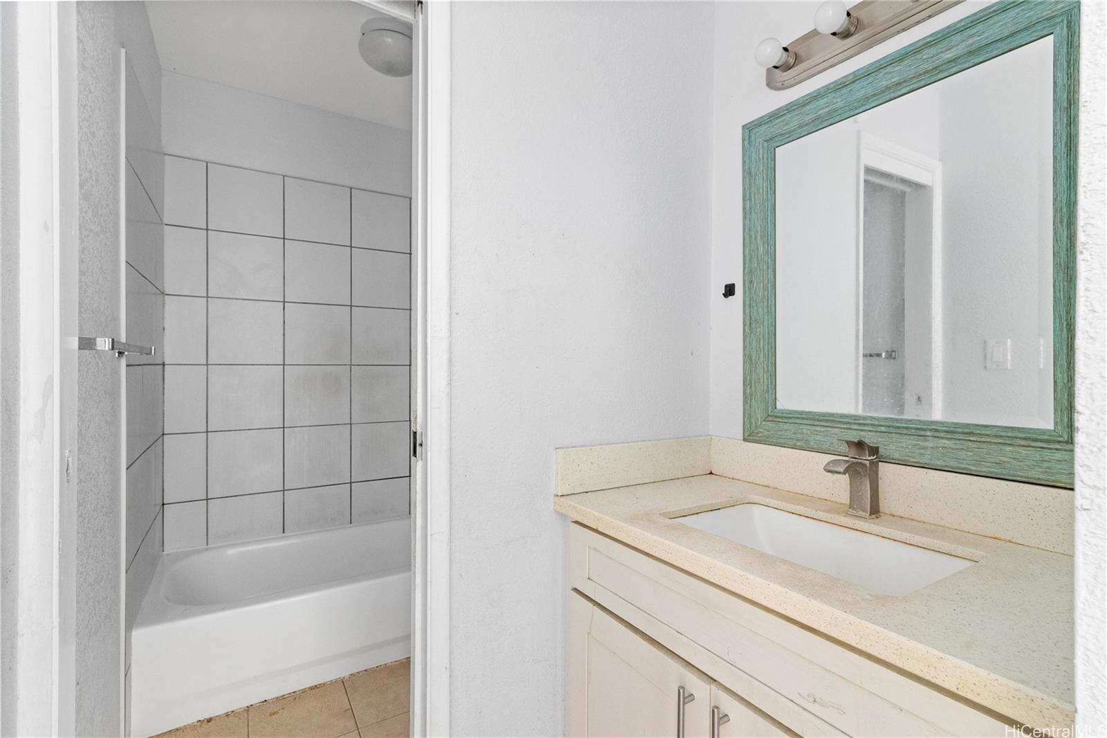 Palehua Townhouses 2 condo # 1, Kapolei, Hawaii - photo 11 of 12