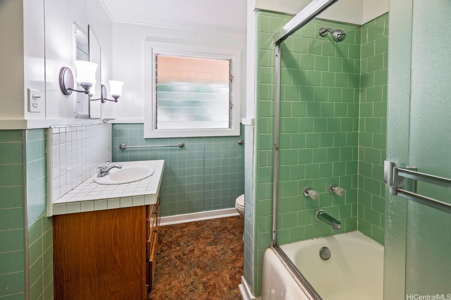 930 16th Ave Honolulu - Rental - photo 15 of 24