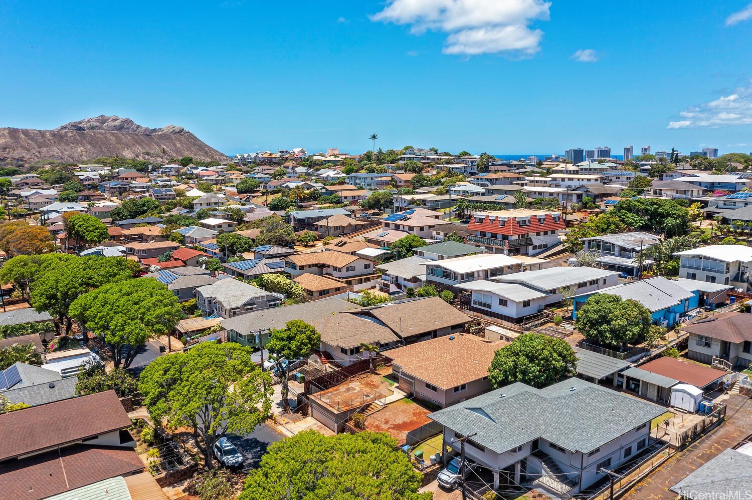 930 16th Ave Honolulu - Rental - photo 3 of 24