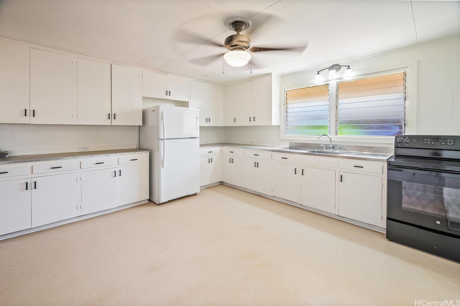 930 16th Ave Honolulu - Rental - photo 10 of 24