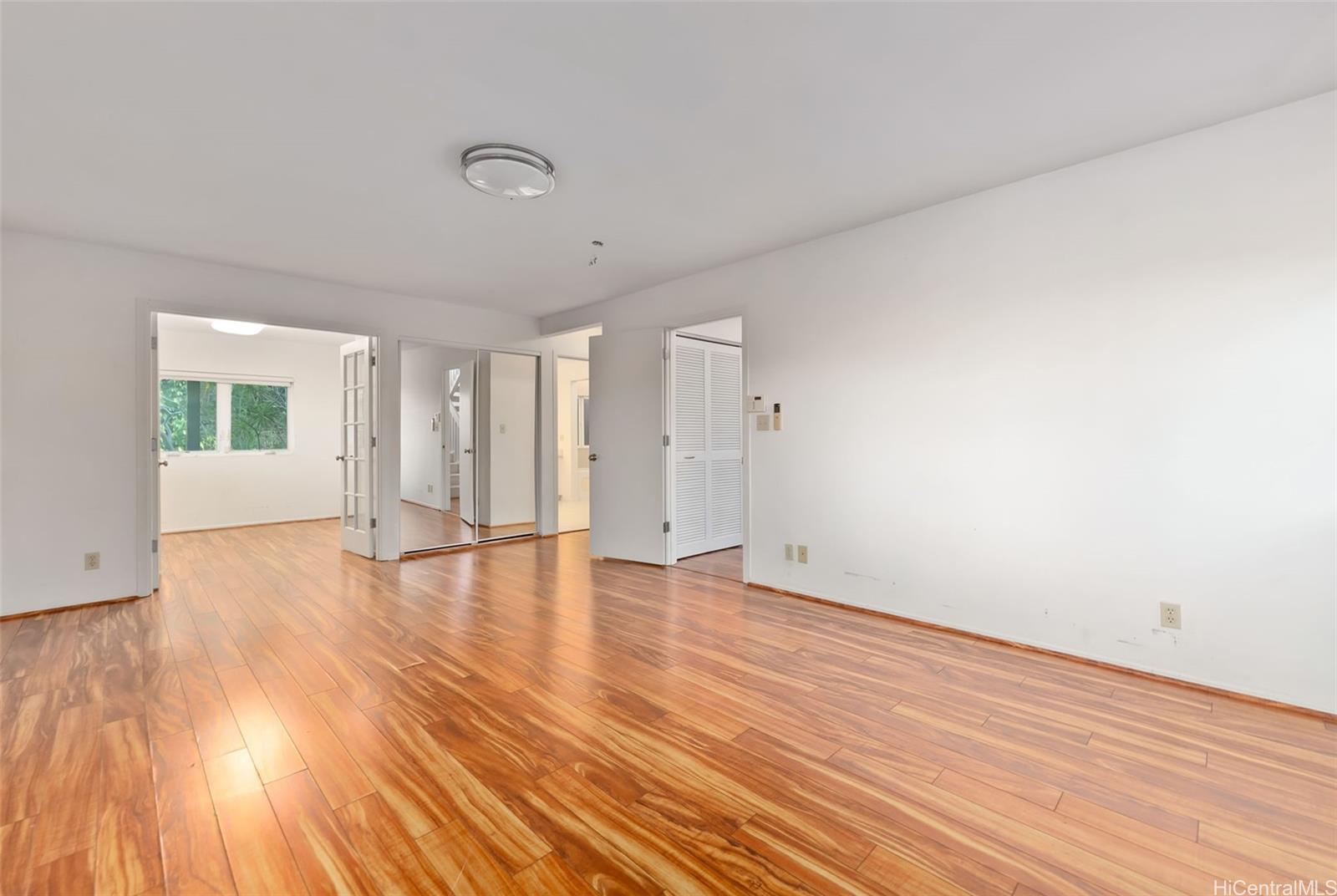 930  Kaahue Street Mariners Ridge, Hawaii Kai home - photo 20 of 25