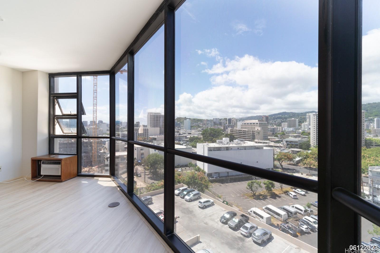 930 Kaheka St Honolulu - Rental - photo 13 of 22