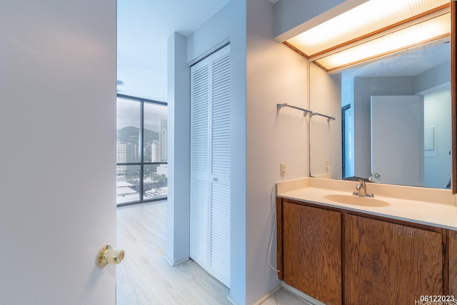 930 Kaheka St Honolulu - Rental - photo 14 of 22