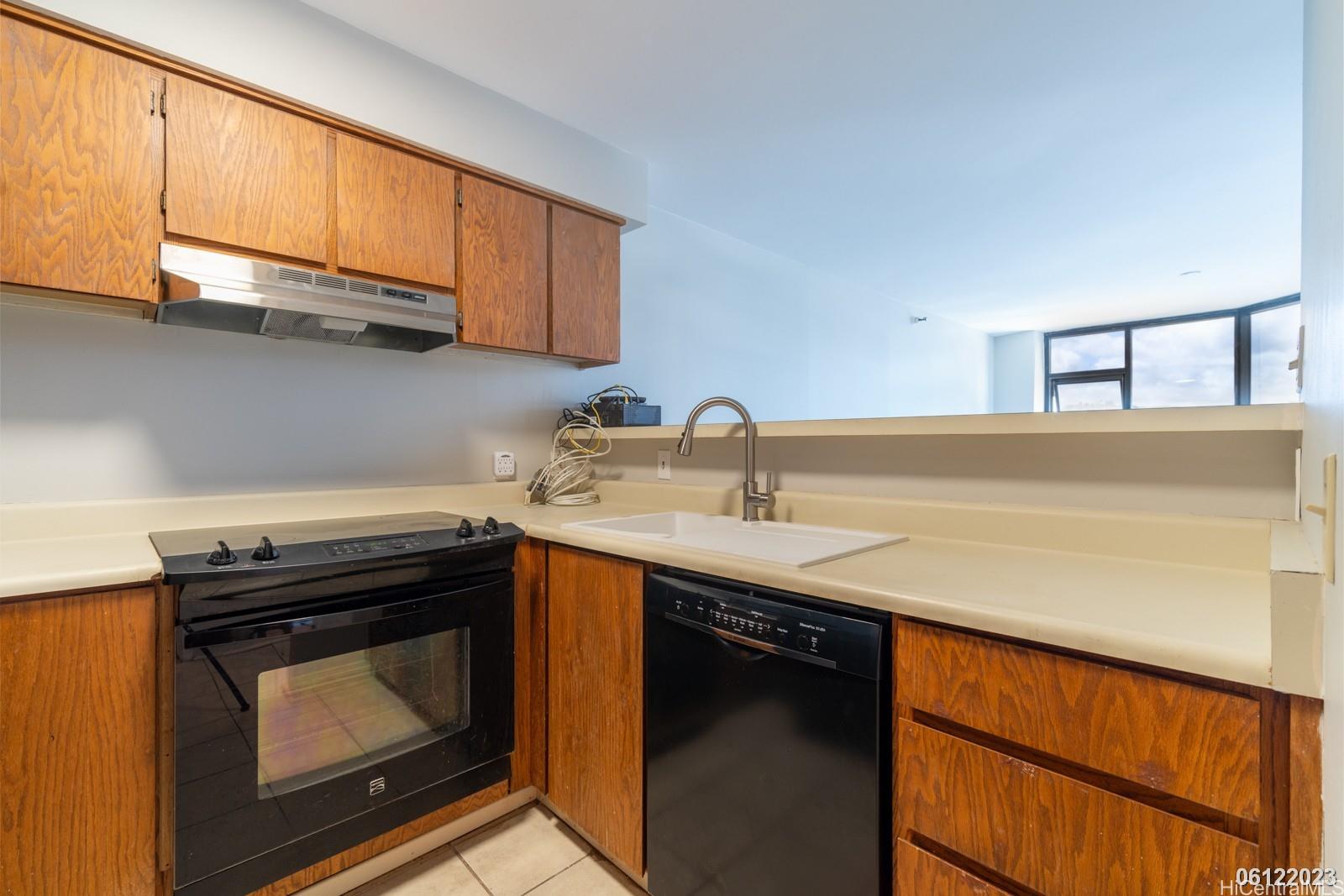 930 Kaheka St Honolulu - Rental - photo 8 of 22