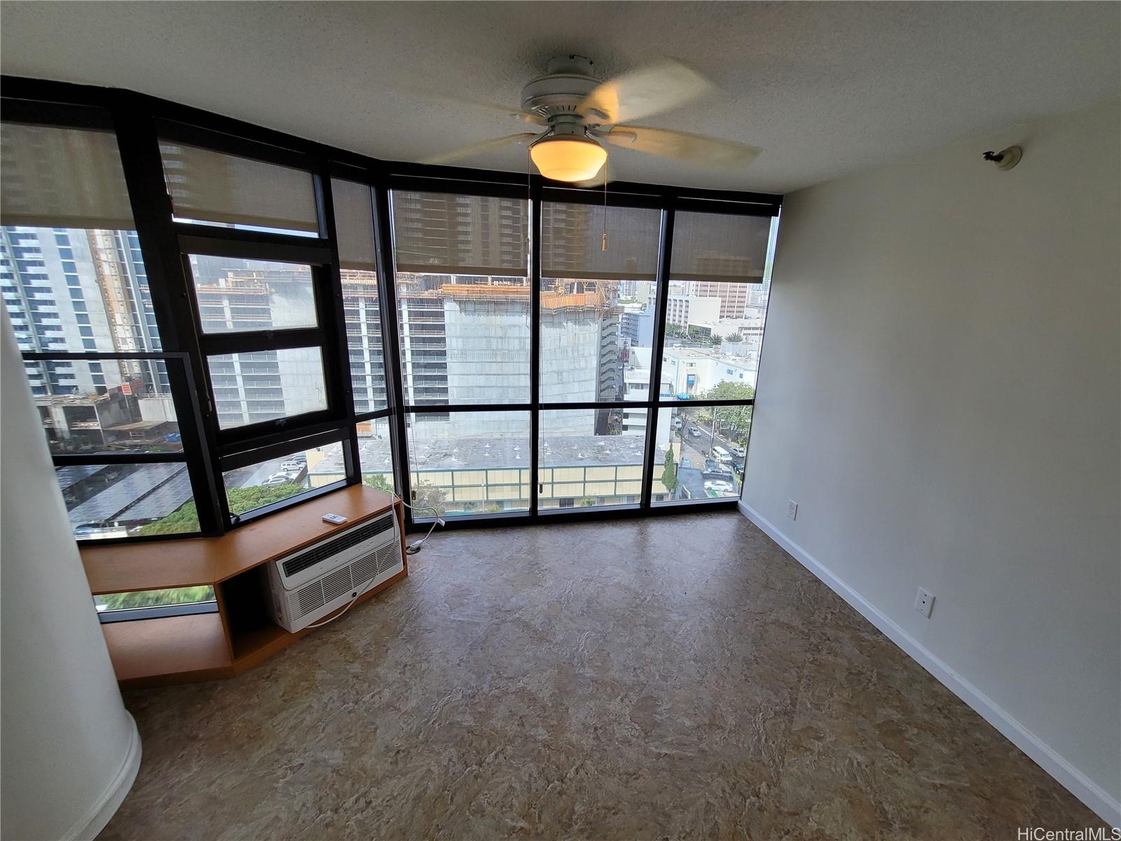 Hale Kaheka condo # 1402, Honolulu, Hawaii - photo 18 of 18