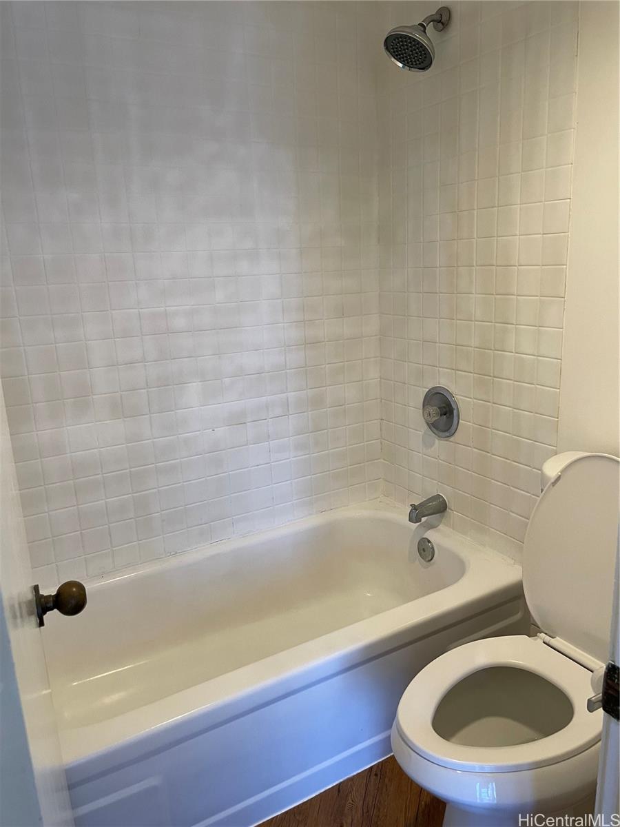 Hale Kaheka condo # 1703, Honolulu, Hawaii - photo 11 of 17