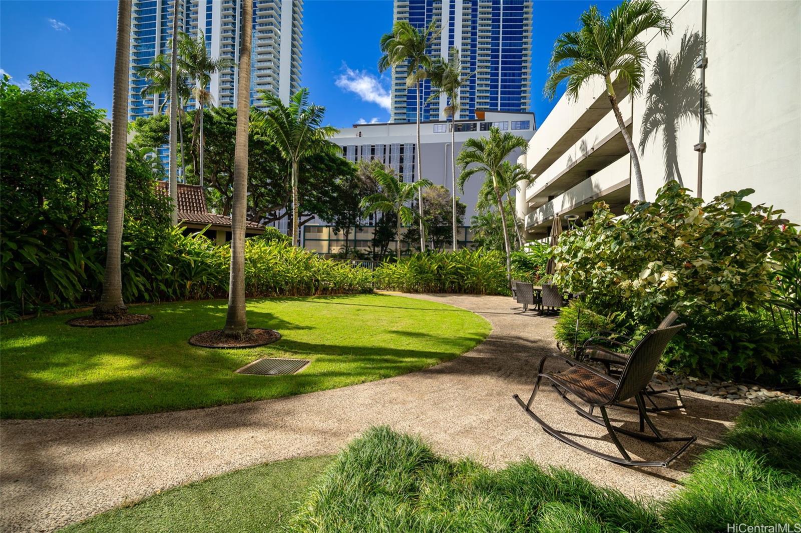 Hale Kaheka condo # 1705, Honolulu, Hawaii - photo 20 of 25