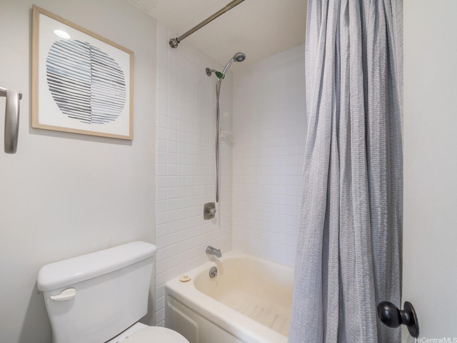 Hale Kaheka condo # 1802, Honolulu, Hawaii - photo 18 of 25