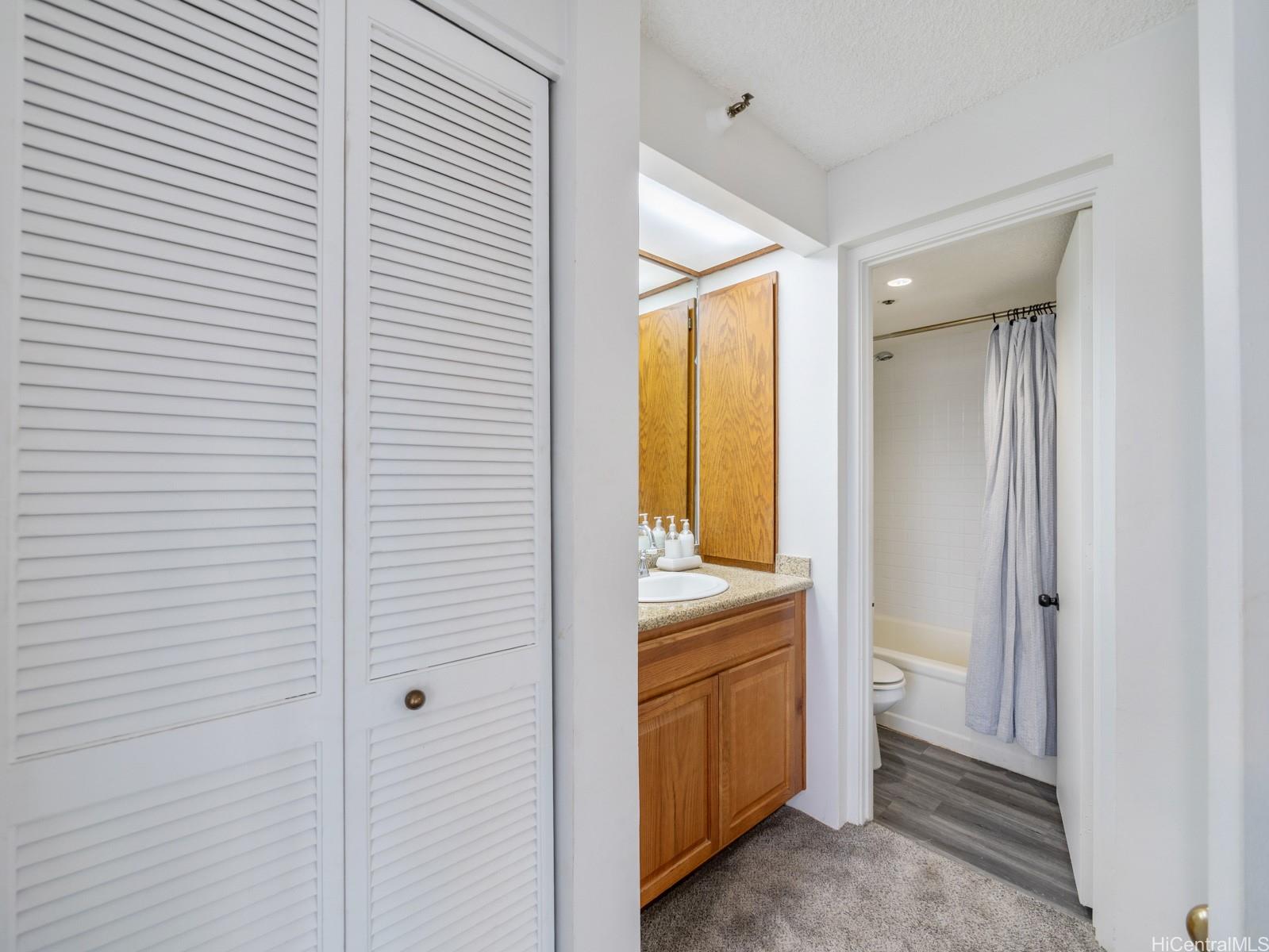 Hale Kaheka condo # 1802, Honolulu, Hawaii - photo 19 of 25