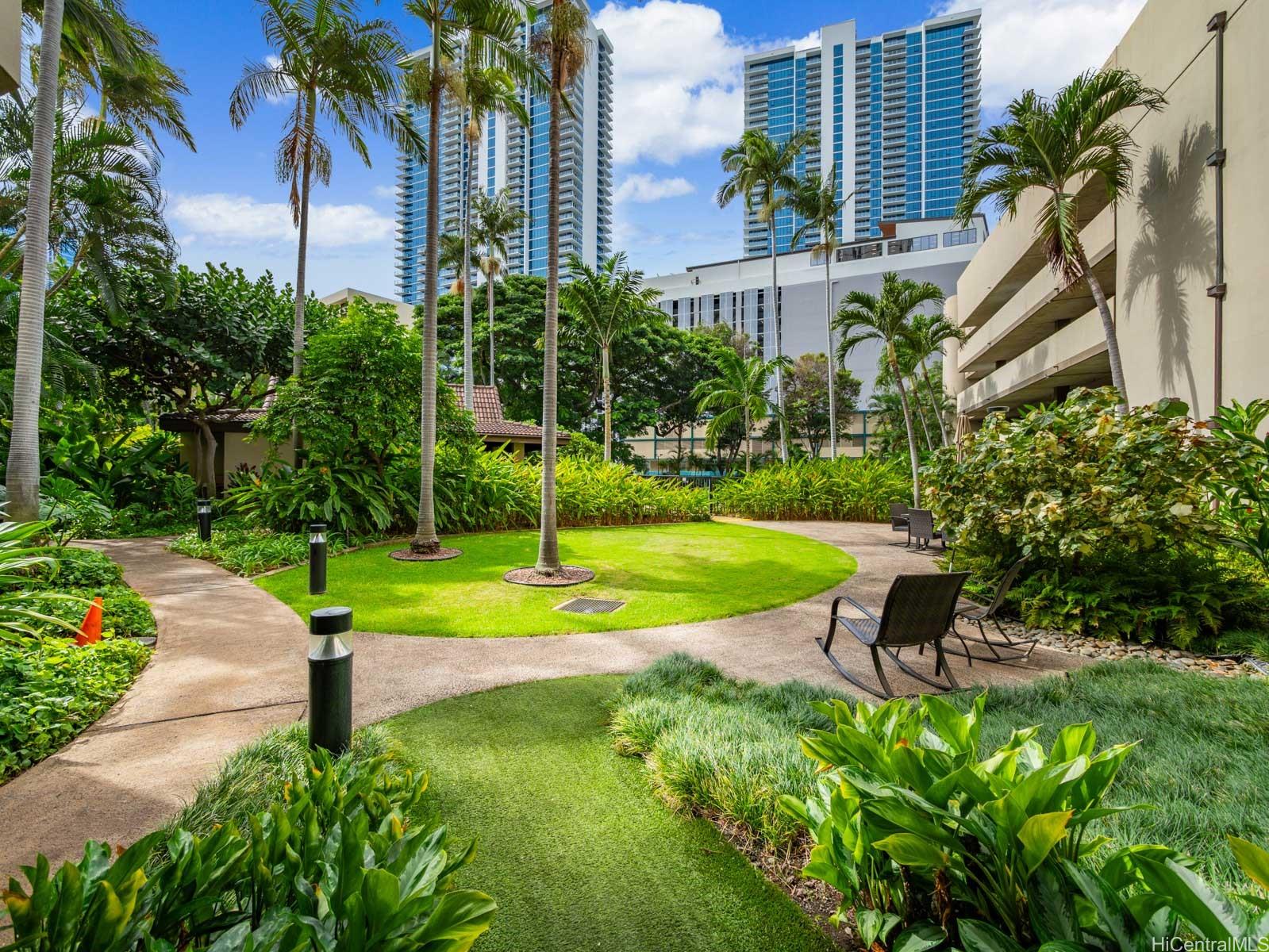 Hale Kaheka condo # 1802, Honolulu, Hawaii - photo 22 of 25