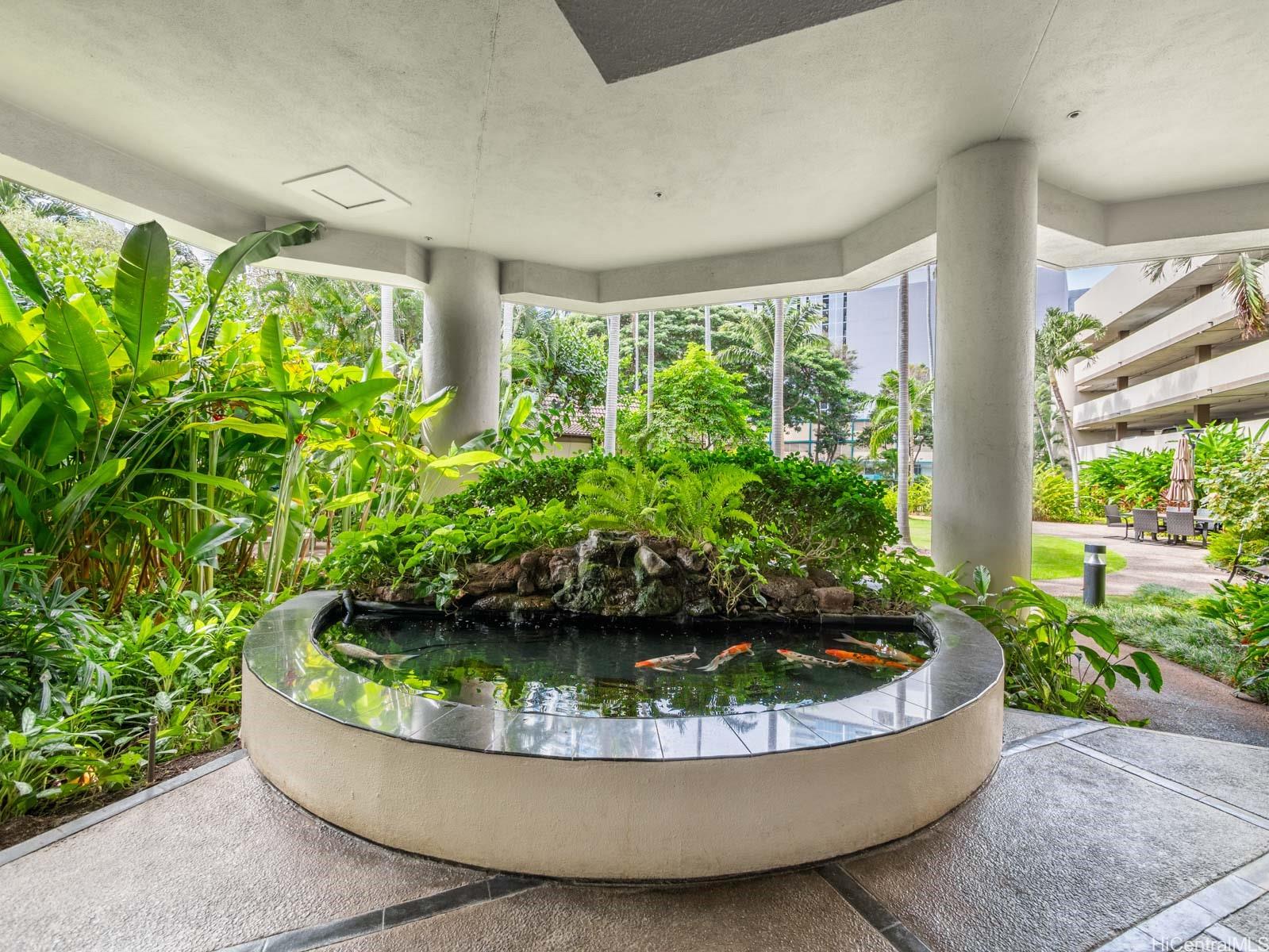 Hale Kaheka condo # 1802, Honolulu, Hawaii - photo 23 of 25