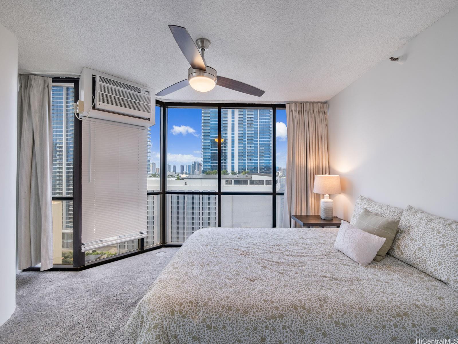 Hale Kaheka condo # 1802, Honolulu, Hawaii - photo 6 of 25