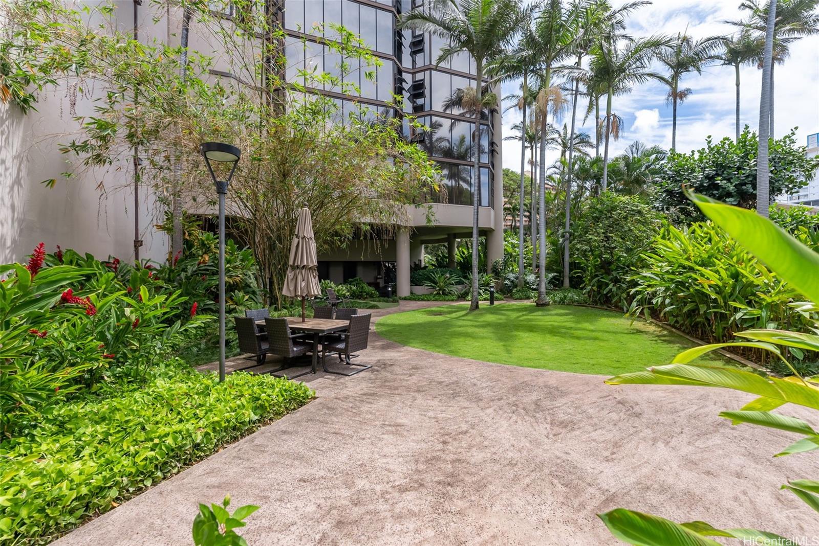 Hale Kaheka condo # 1902, Honolulu, Hawaii - photo 20 of 25