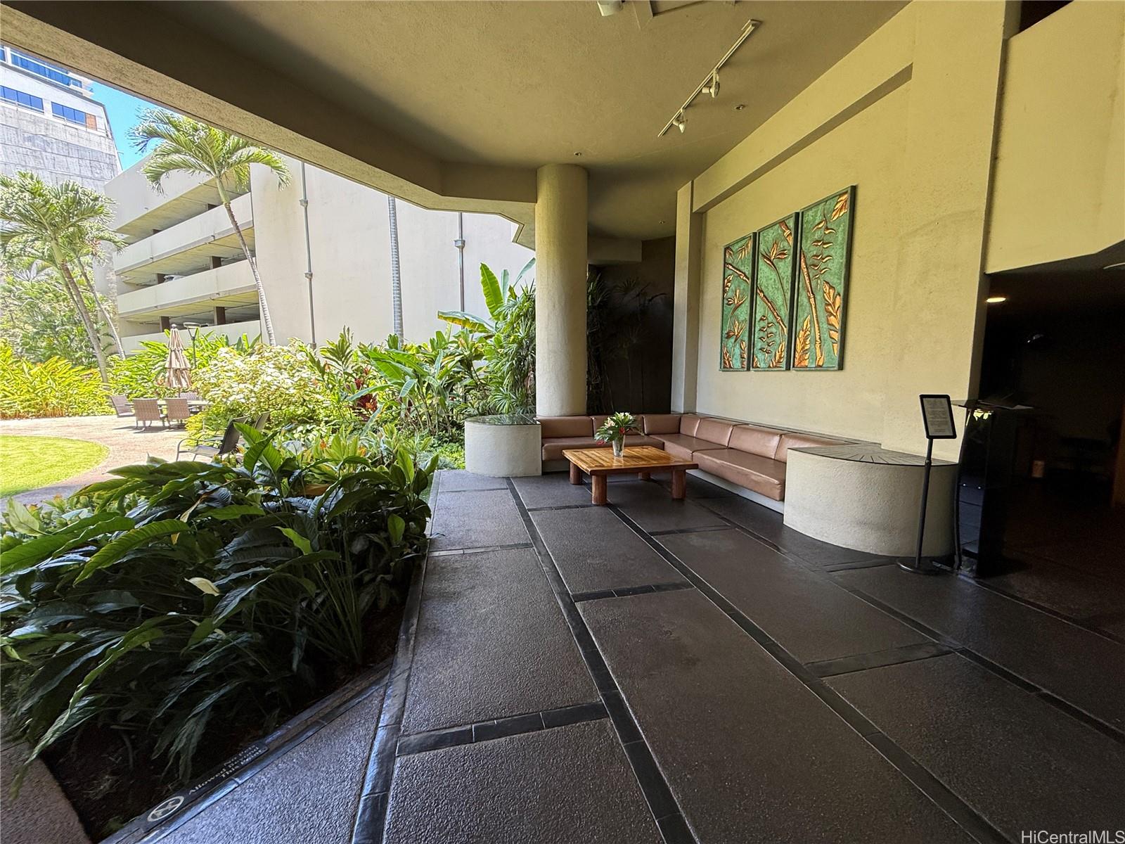 Hale Kaheka condo # 203, Honolulu, Hawaii - photo 14 of 17