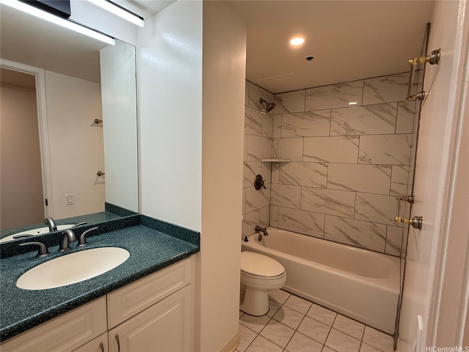 Hale Kaheka condo # 203, Honolulu, Hawaii - photo 10 of 17