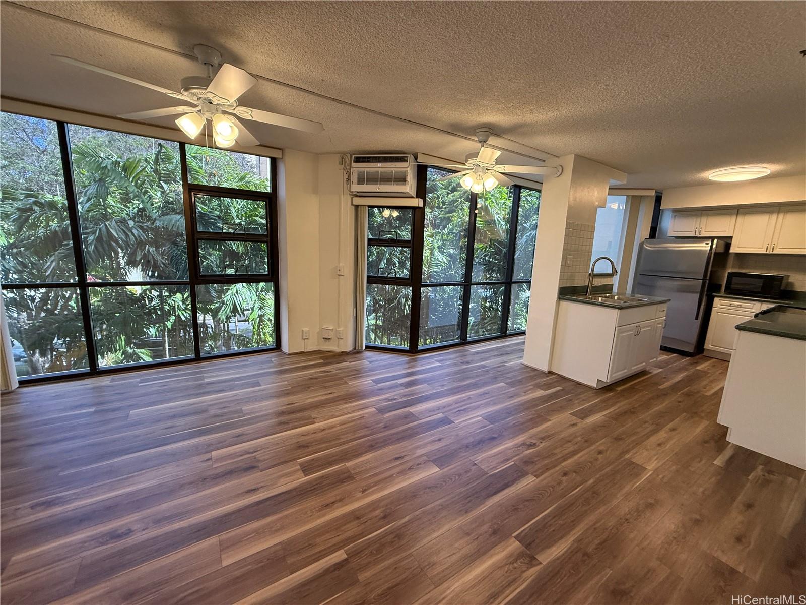 Hale Kaheka condo # 203, Honolulu, Hawaii - photo 2 of 16