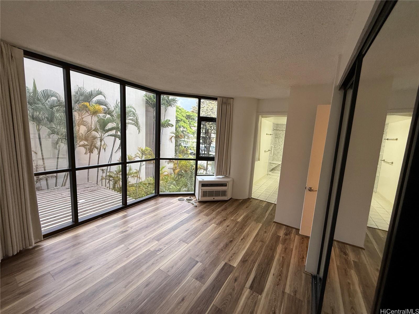 Hale Kaheka condo # 203, Honolulu, Hawaii - photo 4 of 16