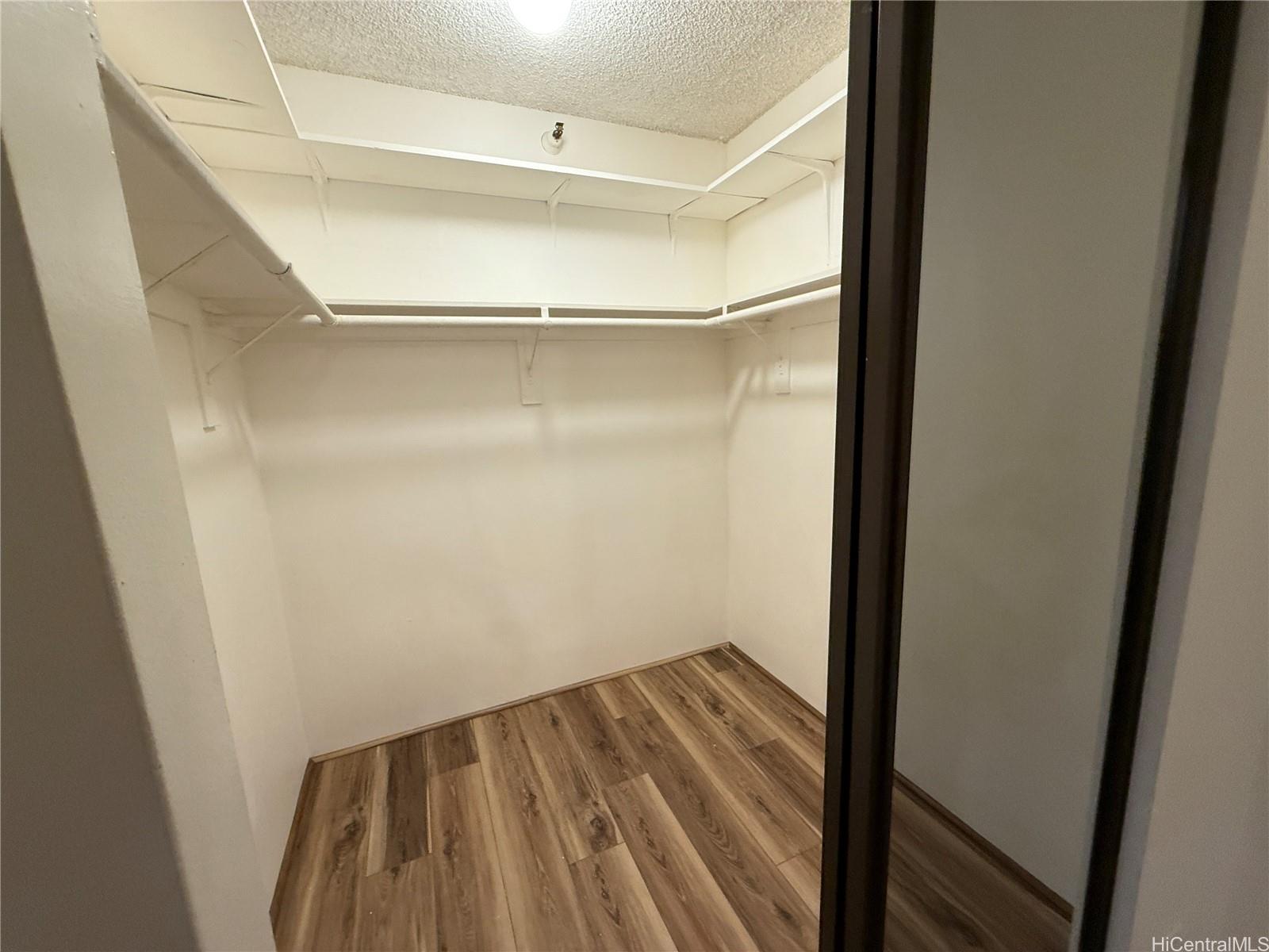 Hale Kaheka condo # 203, Honolulu, Hawaii - photo 8 of 16