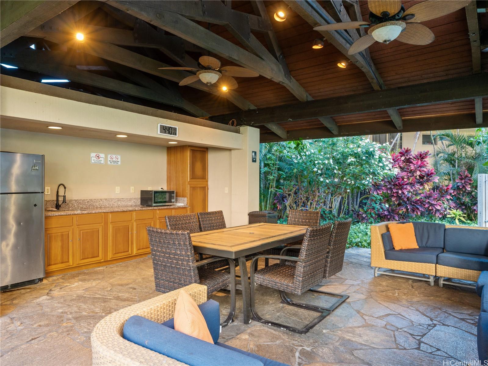 Hale Kaheka condo # 2105, Honolulu, Hawaii - photo 14 of 23