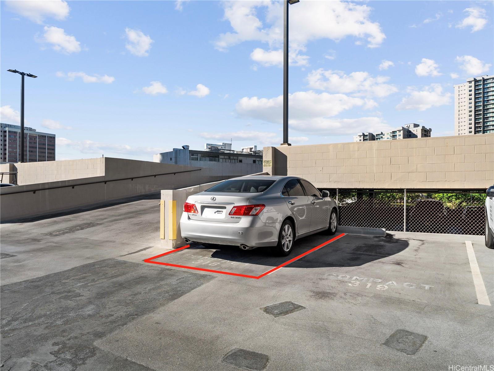 Hale Kaheka condo # 2105, Honolulu, Hawaii - photo 10 of 23