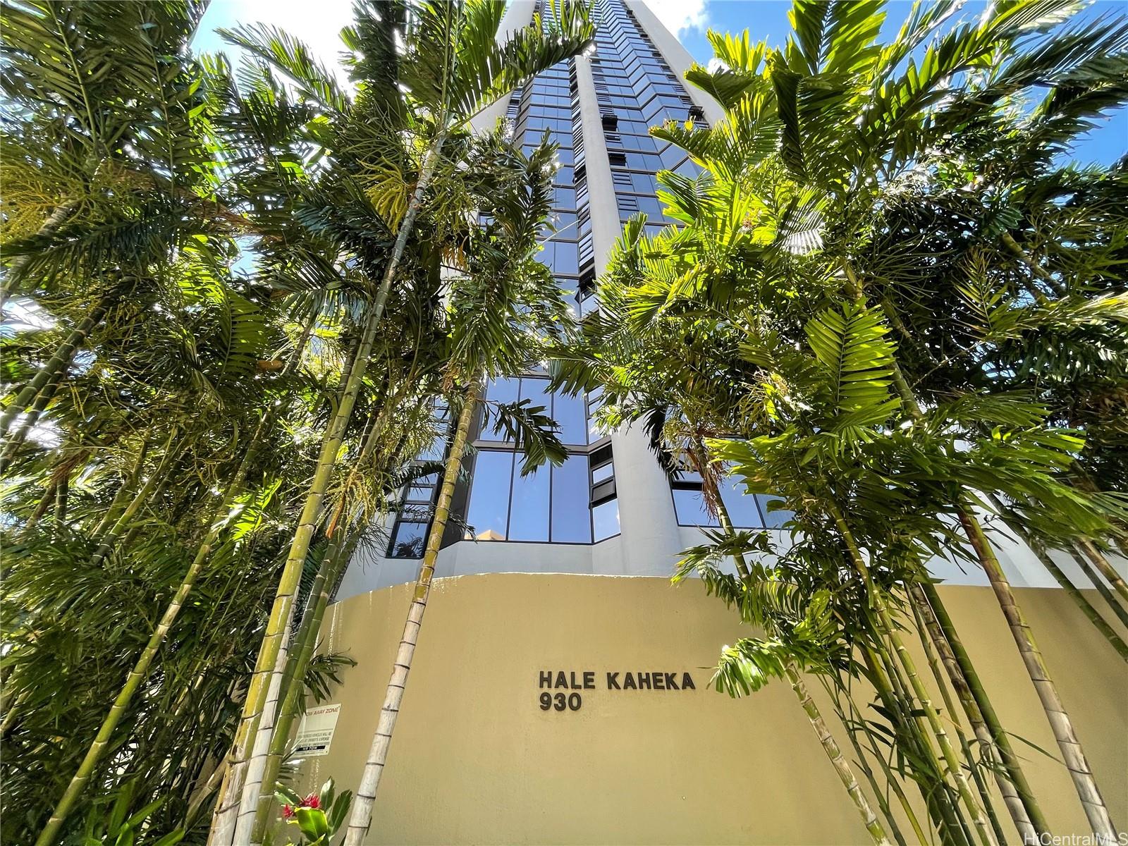 Hale Kaheka condo # 3002, Honolulu, Hawaii - photo 2 of 20