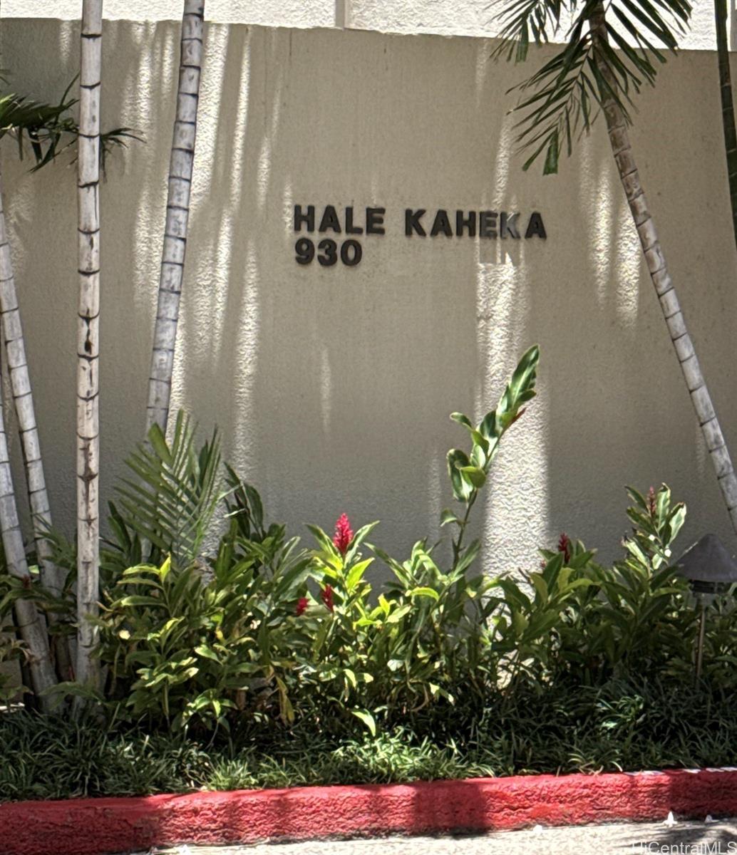 Hale Kaheka condo # 3004, Honolulu, Hawaii - photo 2 of 6