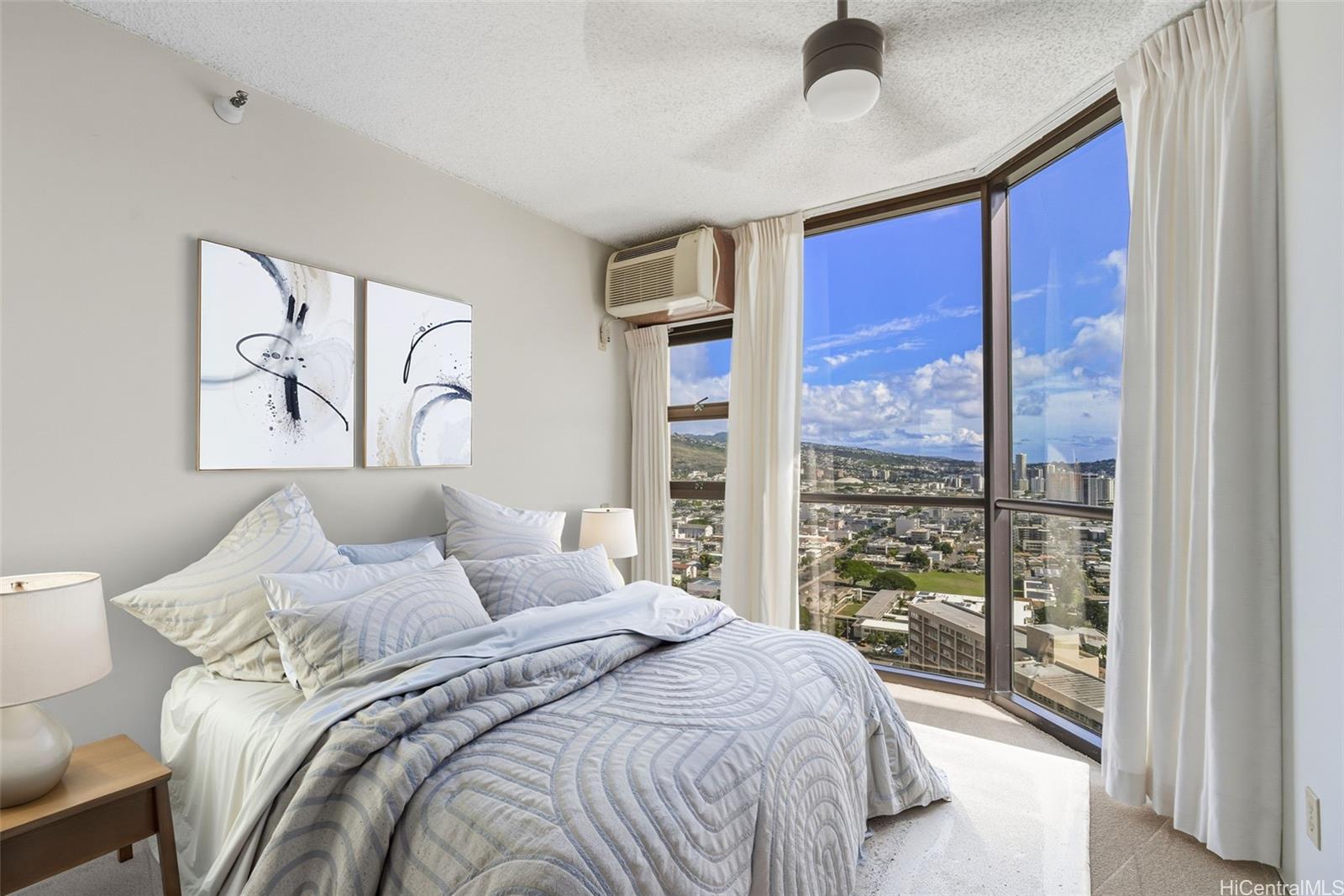 Hale Kaheka condo # 3405, Honolulu, Hawaii - photo 11 of 25