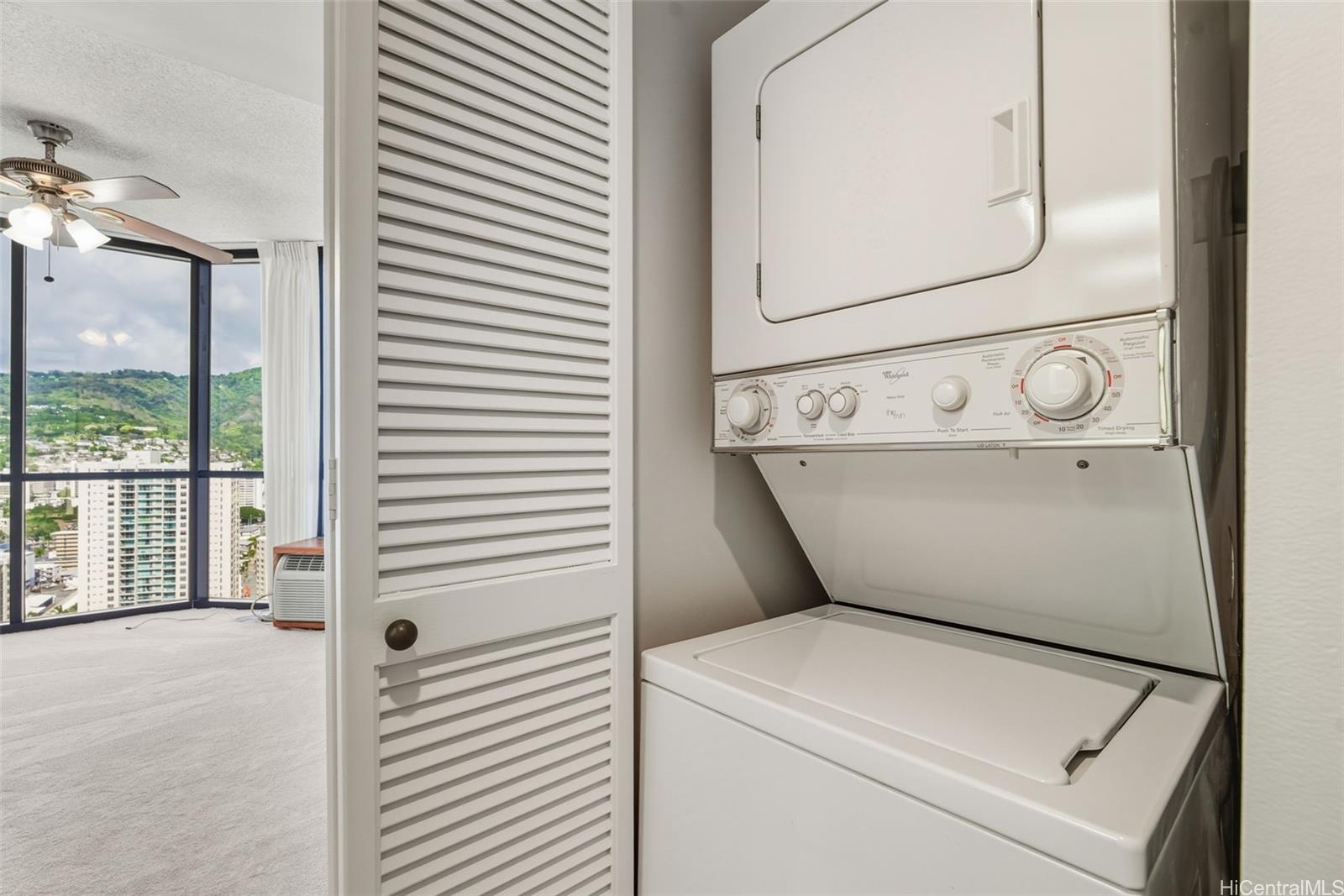 Hale Kaheka condo # 3405, Honolulu, Hawaii - photo 18 of 25