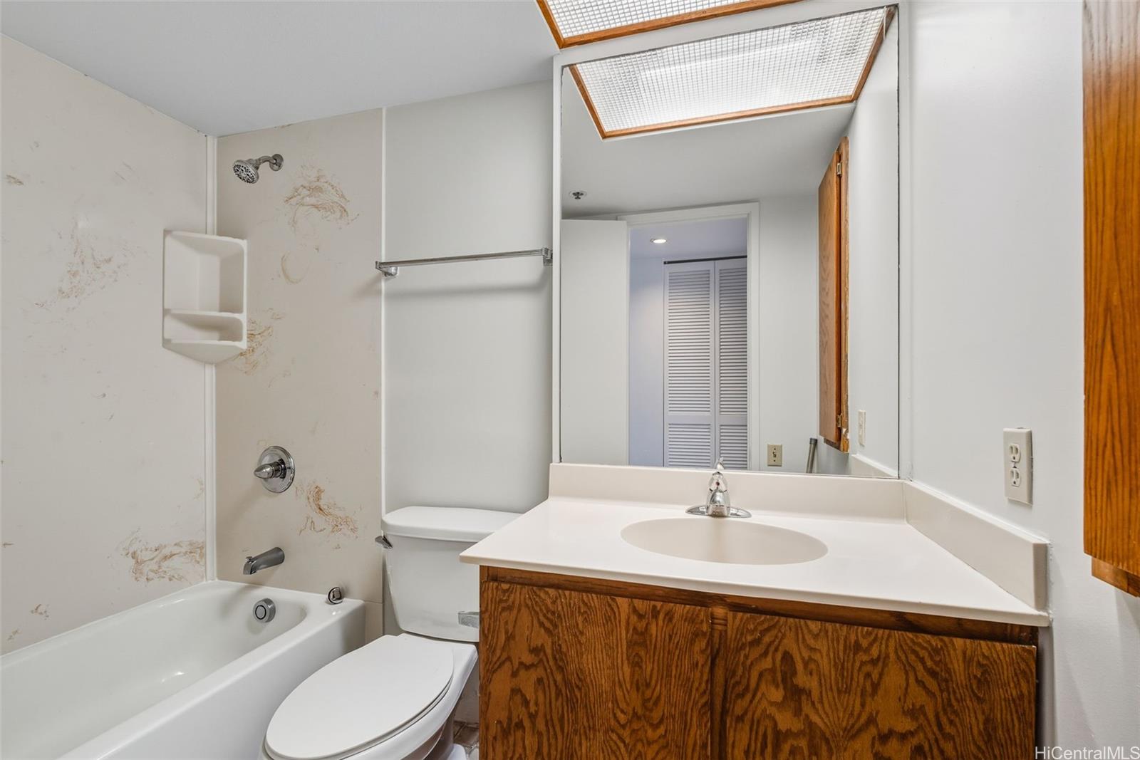 Hale Kaheka condo # 3405, Honolulu, Hawaii - photo 13 of 25