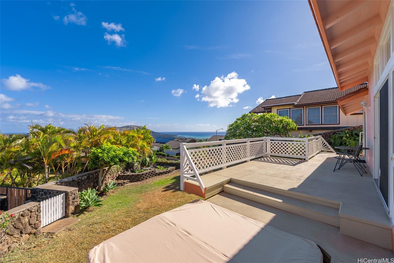 933  Kapoho Place Mariners Ridge, Hawaii Kai home - photo 14 of 25